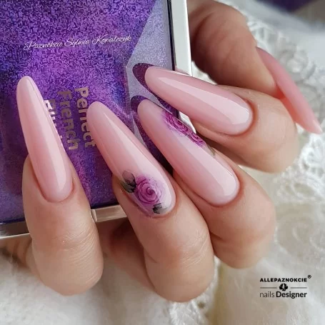 Стоковые векторные изображения по запросу Nail painting illustration